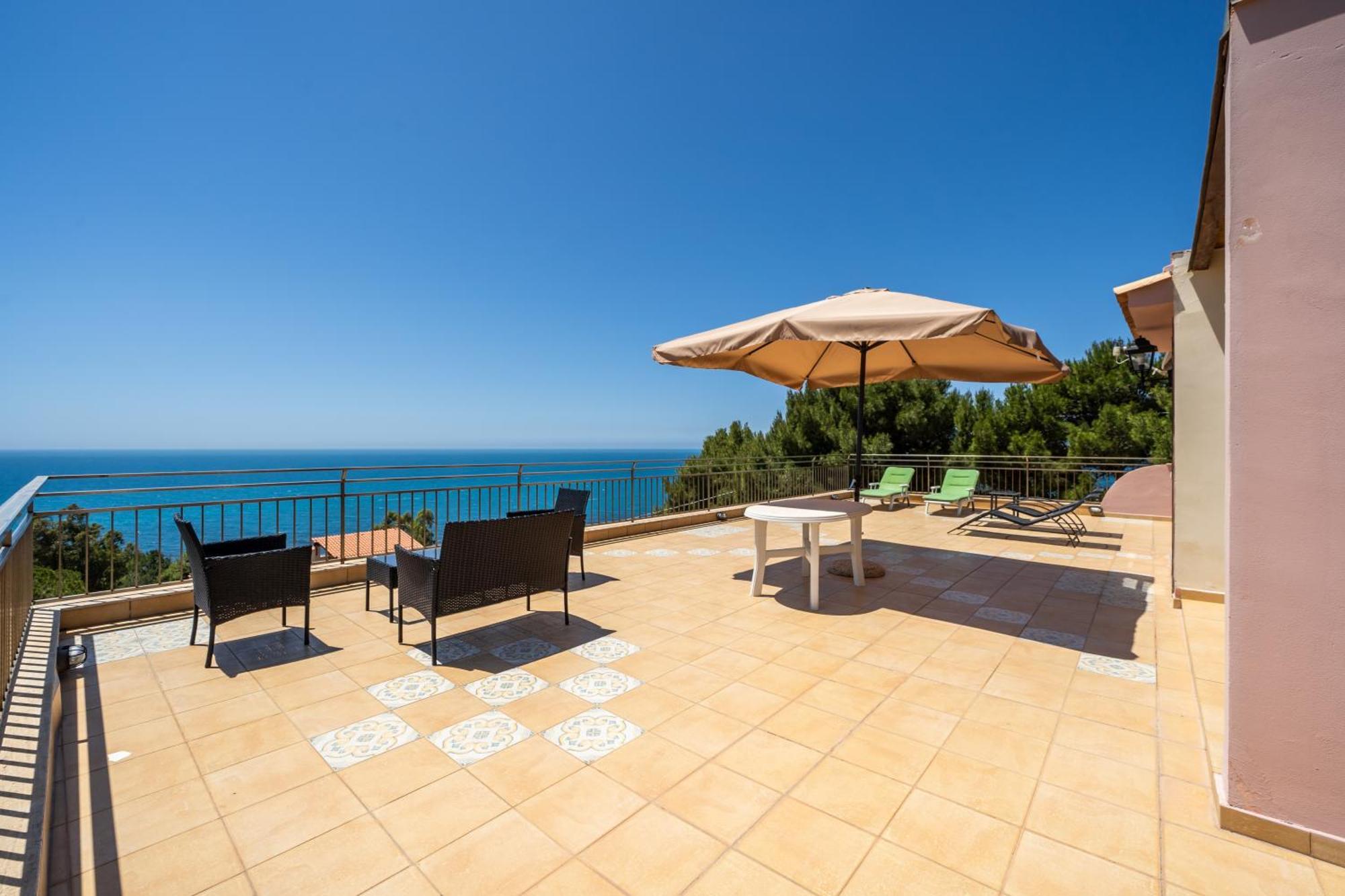 Villa Rosa Sul Mare ชากกา ภายนอก รูปภาพ